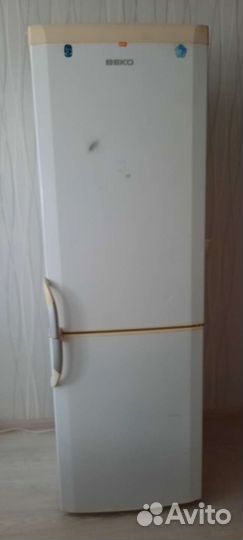 Холодильник веко б/у