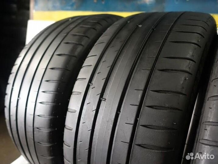 Michelin Pilot Sport 4 255/40 R21