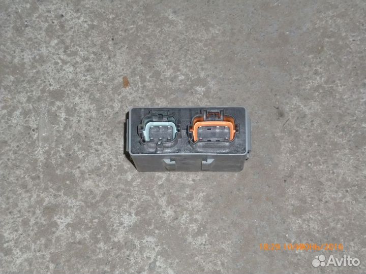 Блок электронный 285755M500 Ниссан Альмера N16