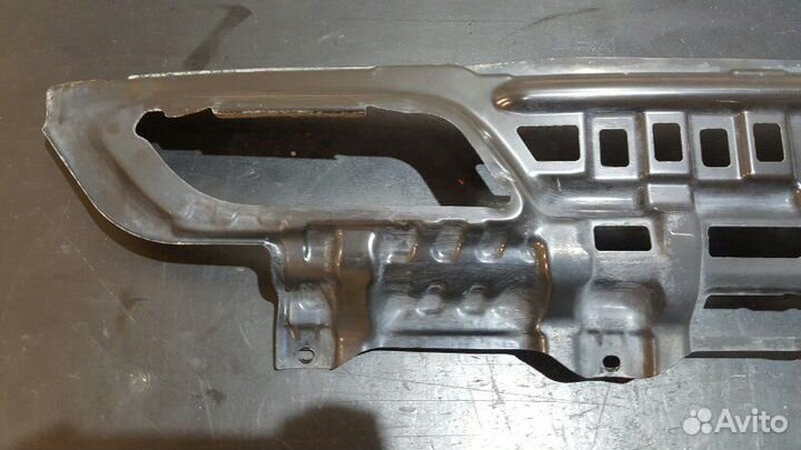 Кронштейн бампера задний Porsche Cayenne 957 turbo