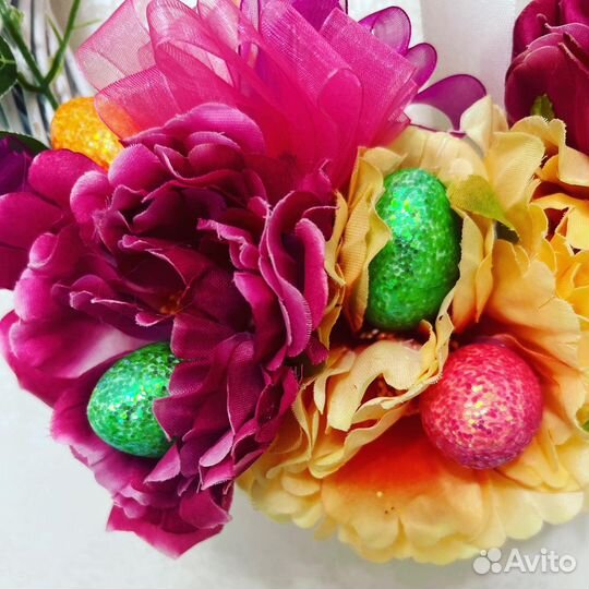 Венок из ротанга на Пасху