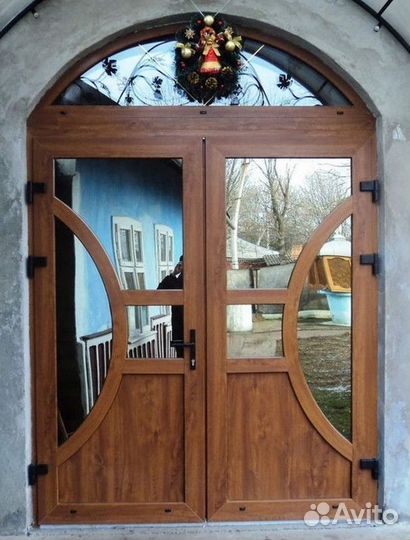 Пластиковые двери / Входная группа