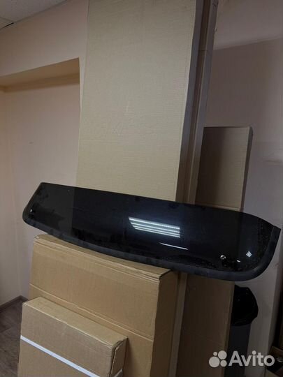 Дефлектор люка LX570, TLC200 новый