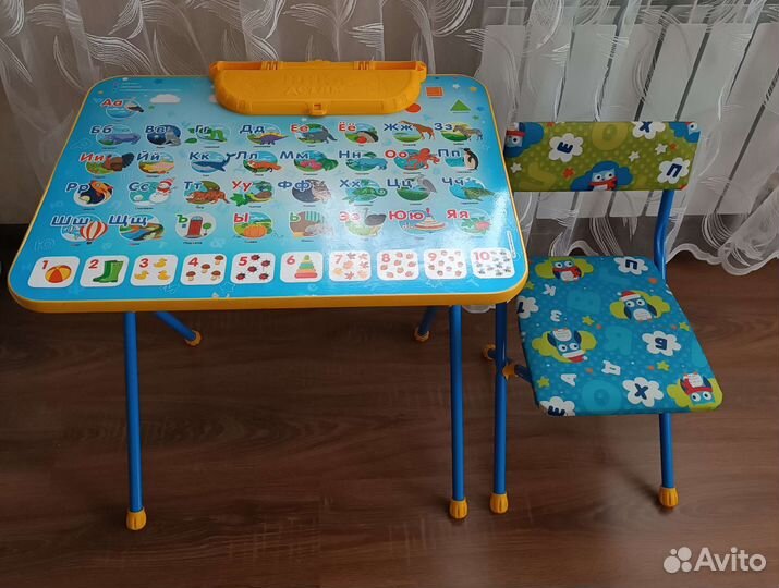 Детский стол и стул