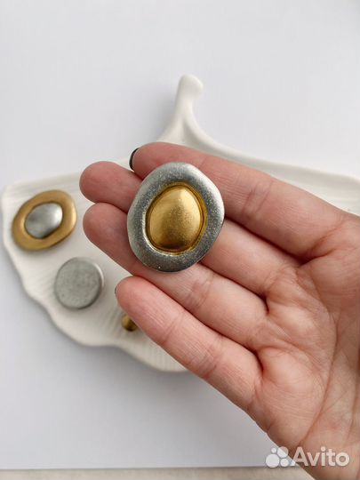 Стильные накладки на пуговицы