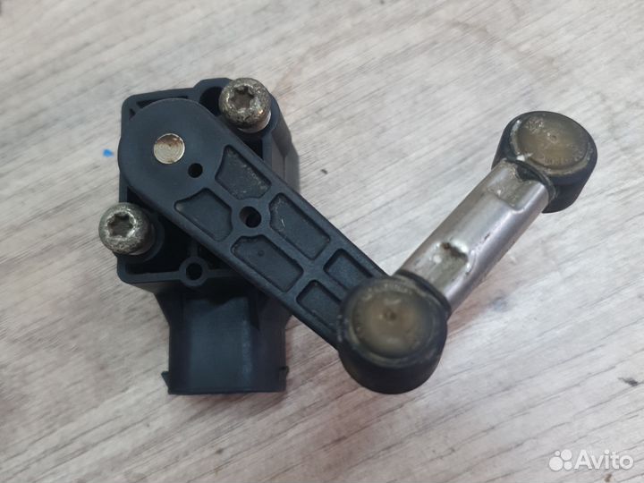 Датчик положения кузова mazda 6 gg