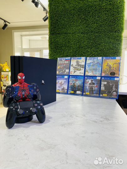 700 игр + Sony playstation 4 pro 1tb