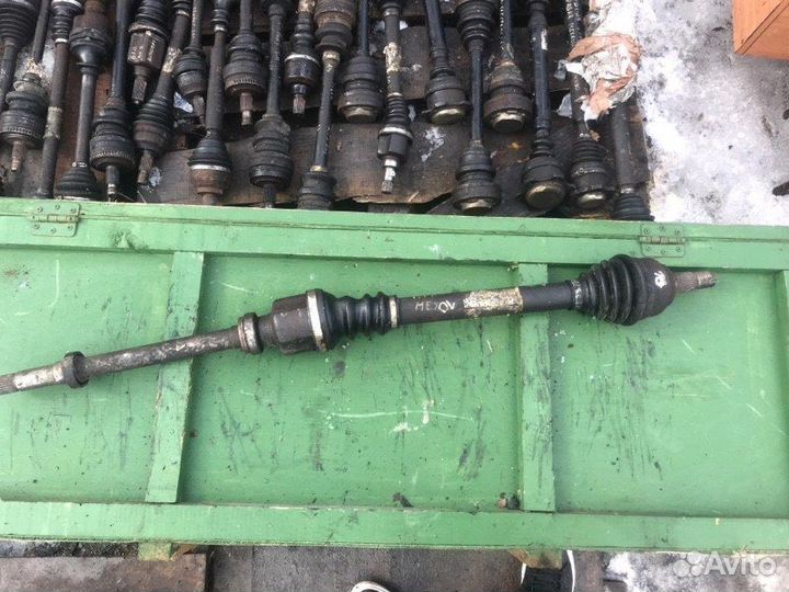 Полуось (привод) передний правый Peugeot 307