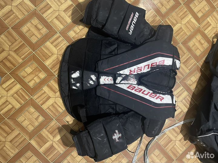 Хоккейная вратарская форма б/у