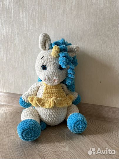 Вязаная игрушка ручной работы