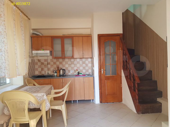 Комната 40 м² в 1-к., 1/2 эт.