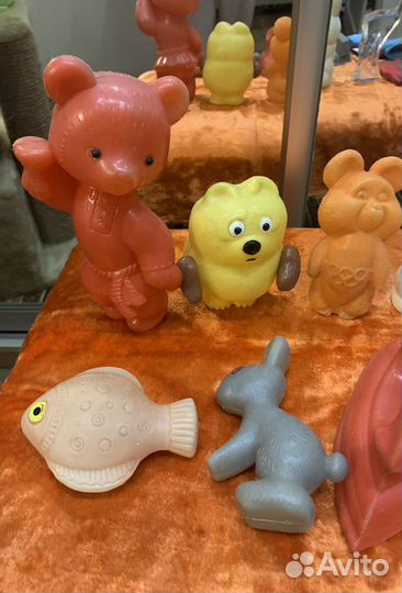 Игрушки, сувениры СССР, пятнашки, шашки домино