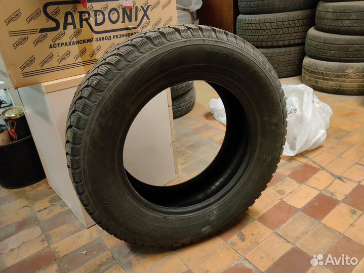 Nordman Nordman 4 215/65 R16