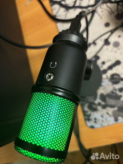 Студийный микрофон