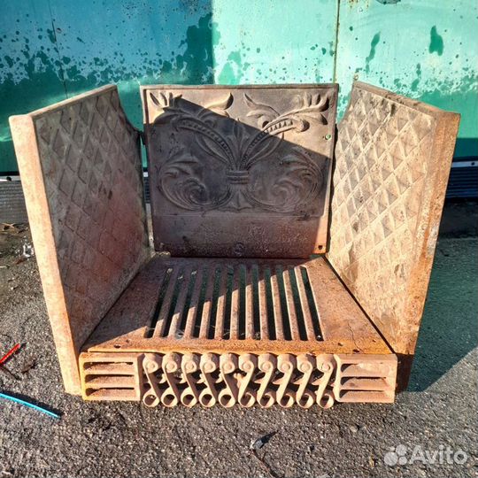 Каминная топка чугунная