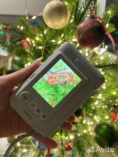 Фотоаппарат моментальной печати Instax mini