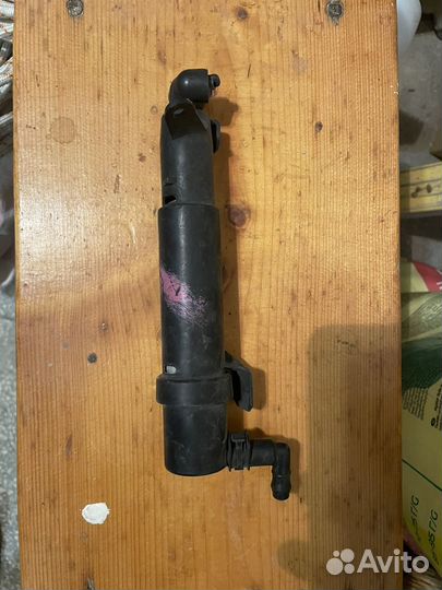 Форсунка омывателя левой фары w211 211 860 0547 be