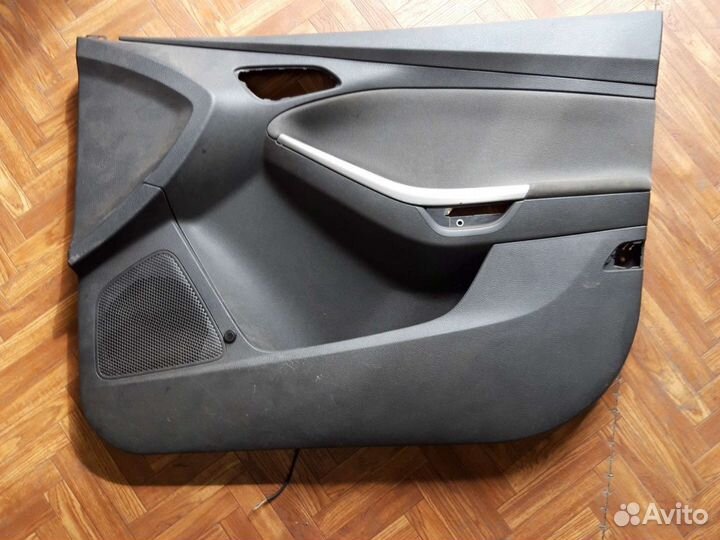 Обшивка двери форд фокус 3