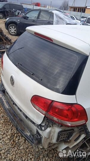 Volkswagen Golf 6 крышка багажника