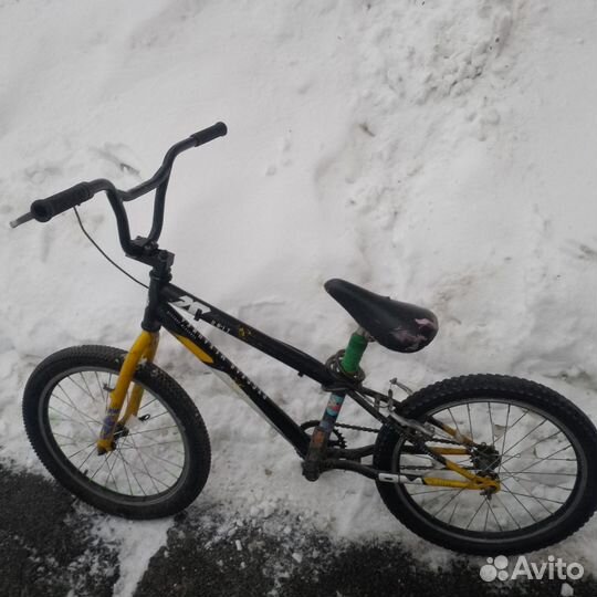 Трюковой велосипед bmx