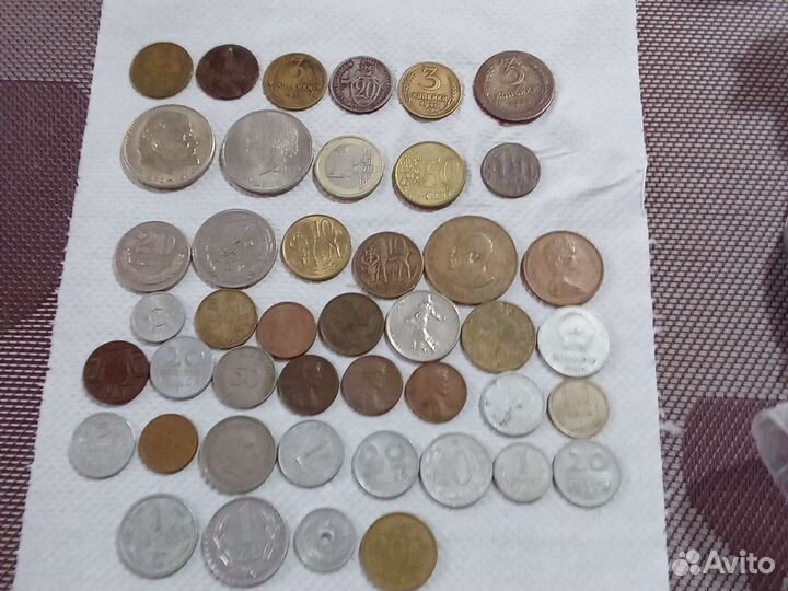 Монеты одним лотом 44 штуки