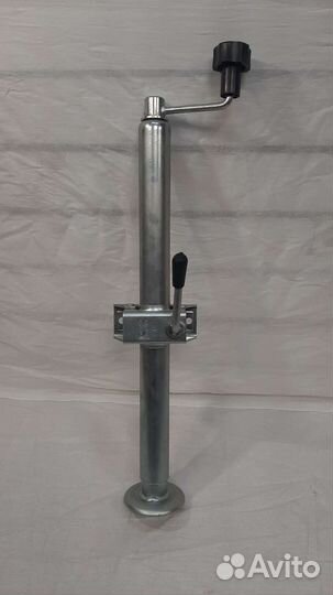 Стойка опорная винтовая