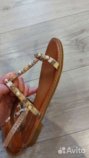 Сандалии 38