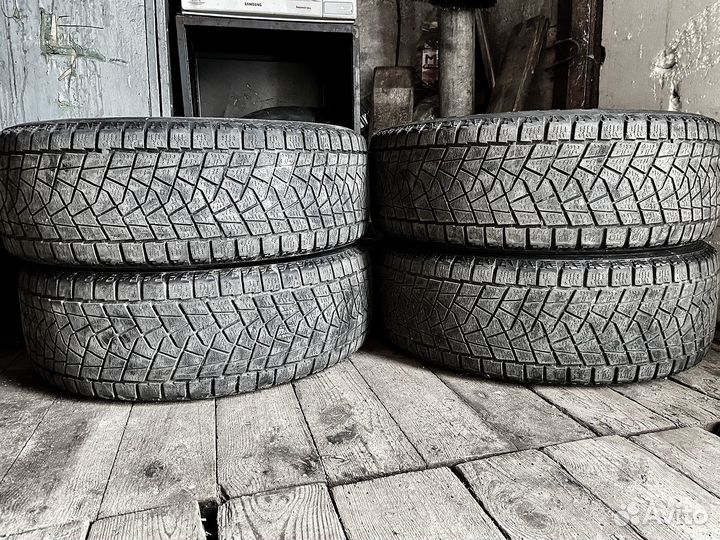Bridgestone Blizzak DM-Z3 225/60 R17