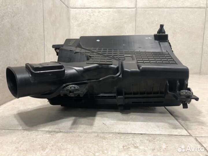 Корпус воздушного фильтра Infiniti QX50 J55 P71A