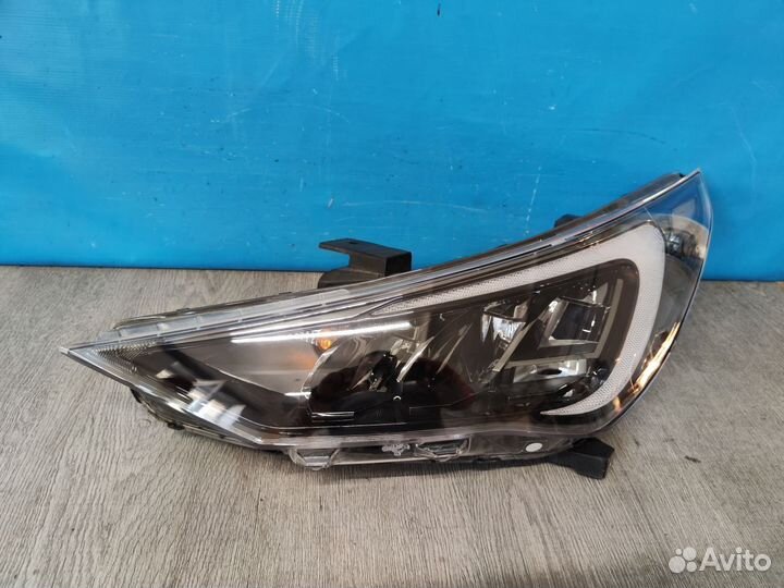 Фара левая Hyundai Solaris 2 2017