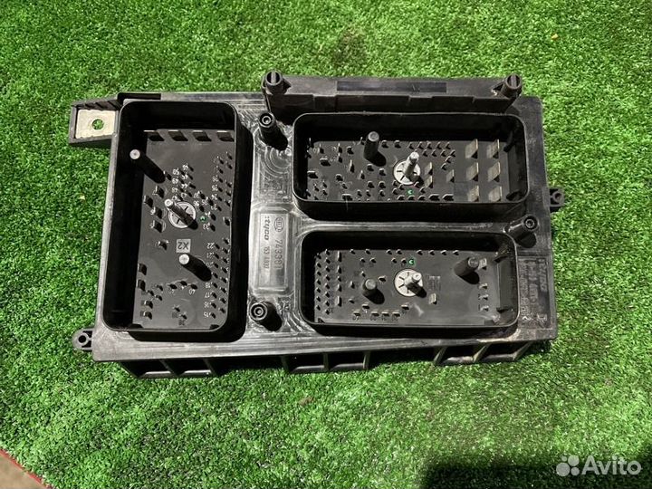 Блок предохранителей Opel Astra H Zafira B