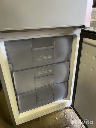 Холодильник beko