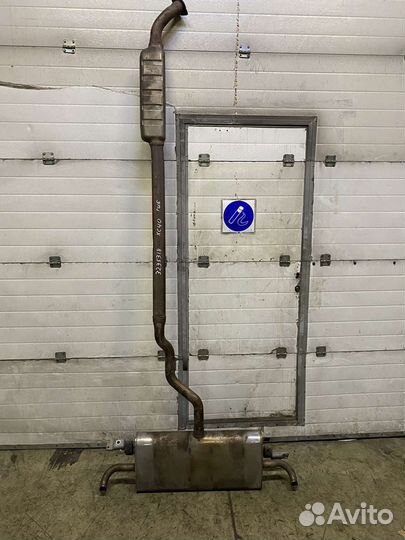 Выхлопная труба volvo XC40 1.5T глушитель