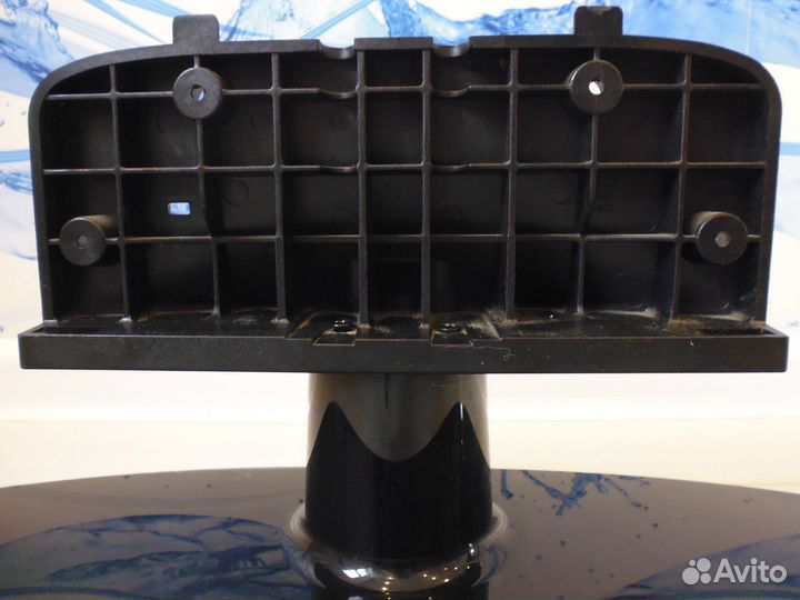 Подставка от Samsung UE40EH5007K с крепежем