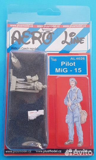 Пилот миг-15 (смола) 1/48