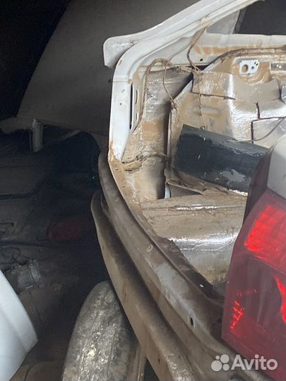 Заднее крыло лада приора хетчбек