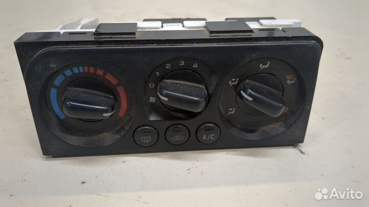 Переключатель отопителя Subaru Legacy (B12), 1999