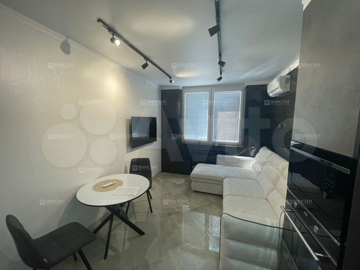 3-к. квартира, 63 м², 10/18 эт.