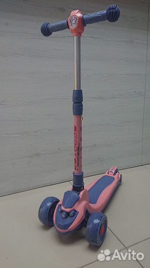 Самокат Luxmom YL-301