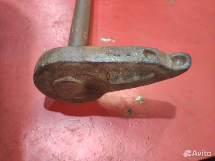 Рычаг и торсион правый Lincoln Navigator 97-03