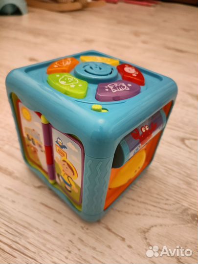 Куб развивающий со светом и музыкой