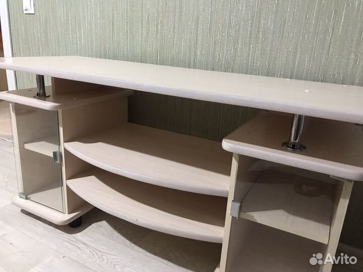 Тумба под телевизор