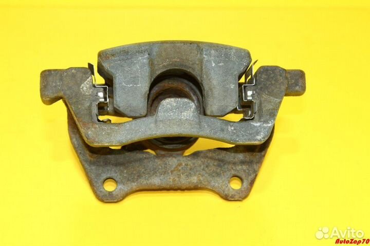 Суппорт задний правый Land Rover Range Rover Sport