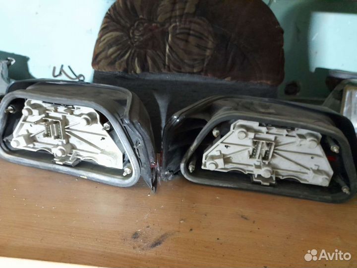 Задние блок фары в сборе на пежо 605