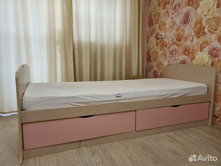 Детская мебель для девочки бу