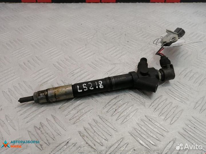 Форсунка Lexus IS 2 (XE20) 2006 2367029105