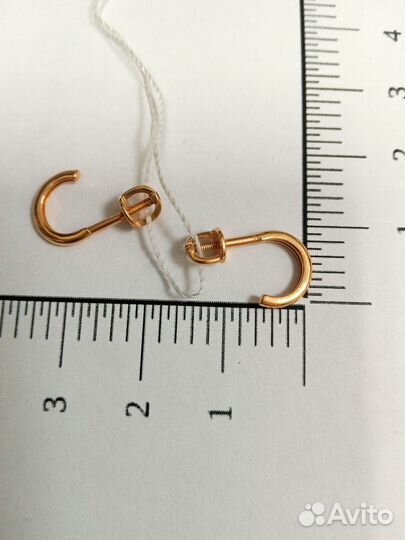 Золотые серьги