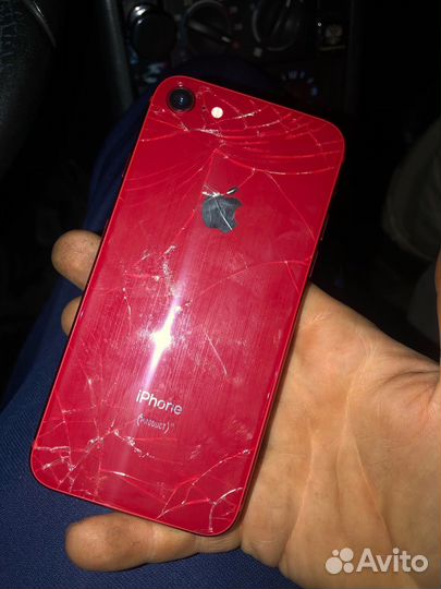 Телефон iPhone 8