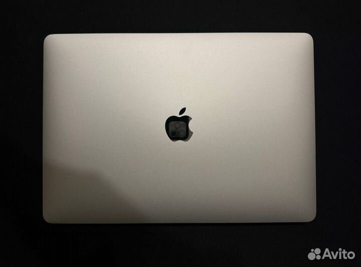 Macbook air m1 2020