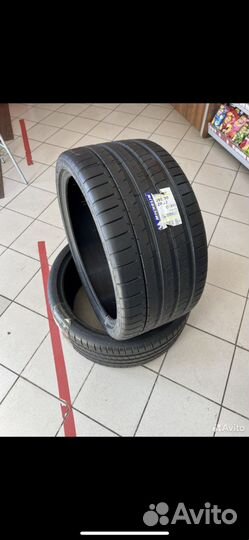 Michelin Pilot Super Sport 305/30 R22 107Y